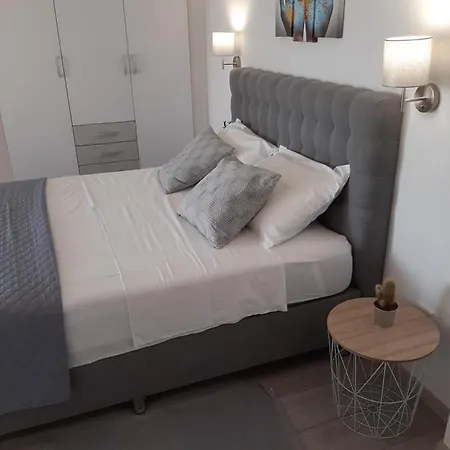 Guest house Petra And 4*